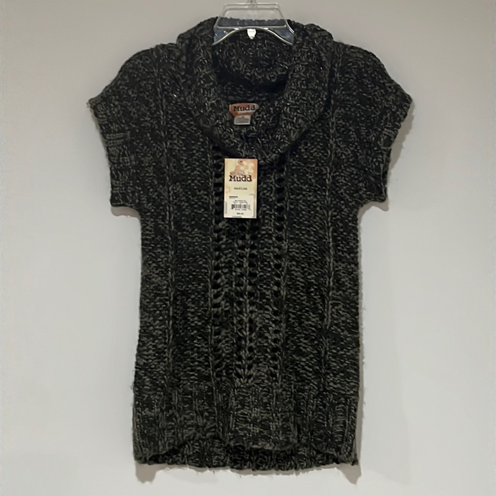 Mudd Short Sleeve Sweater Scoop Neck NWT Women’s Size Medium